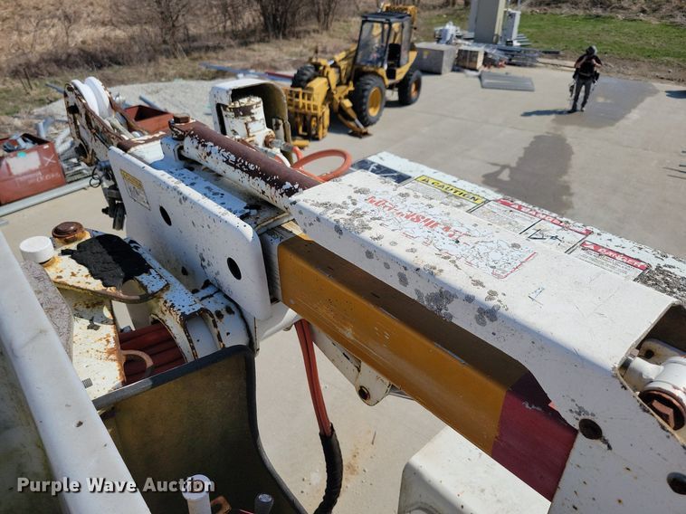 image for item LC9926 2003 Freightliner FL80 bucket truck