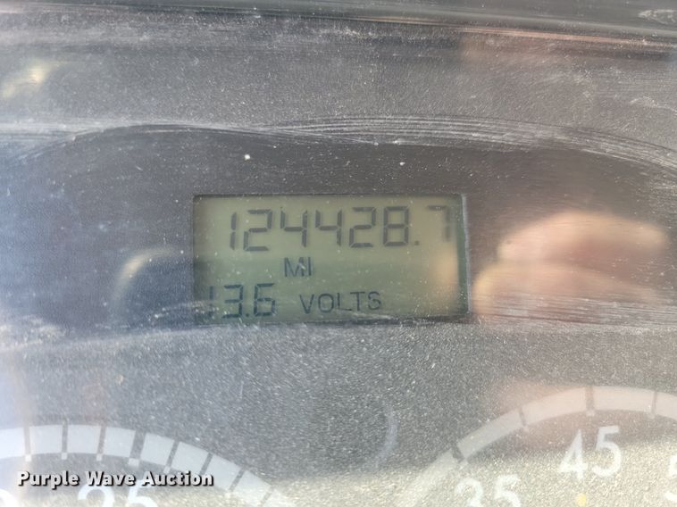 image for item LC9926 2003 Freightliner FL80 bucket truck