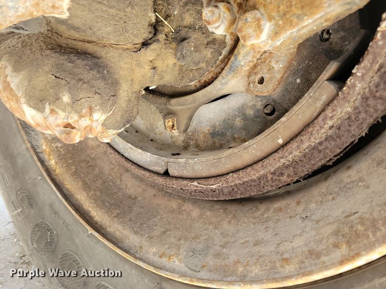 image for item LC9926 2003 Freightliner FL80 bucket truck