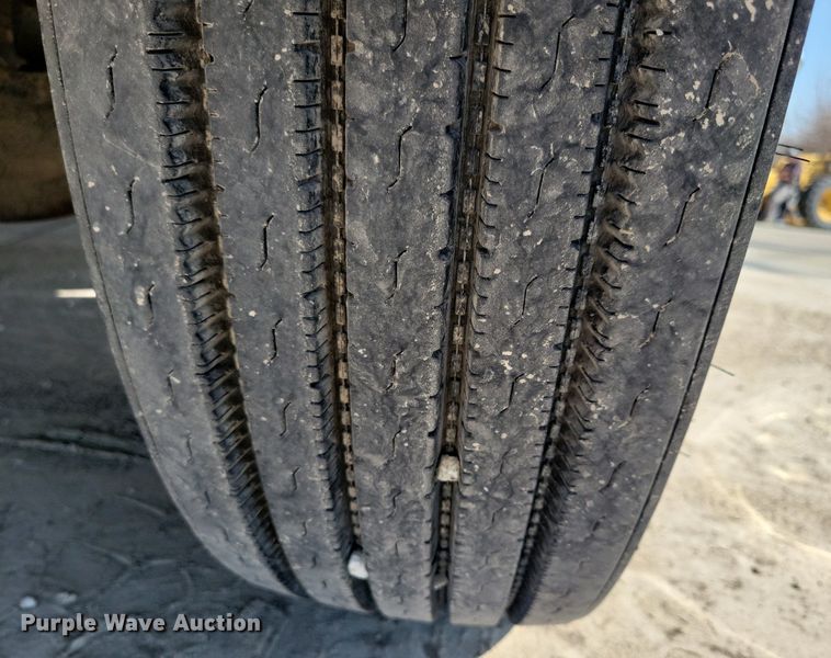 image for item LC9926 2003 Freightliner FL80 bucket truck