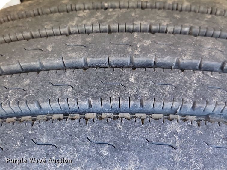 image for item LC9926 2003 Freightliner FL80 bucket truck