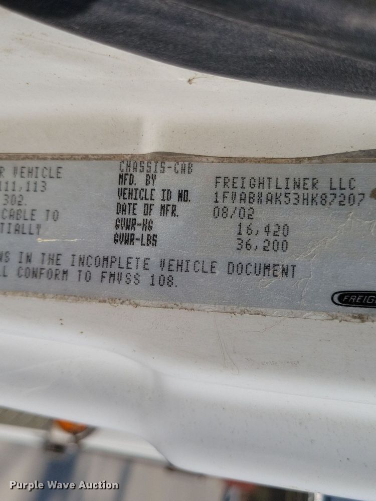 image for item LC9926 2003 Freightliner FL80 bucket truck