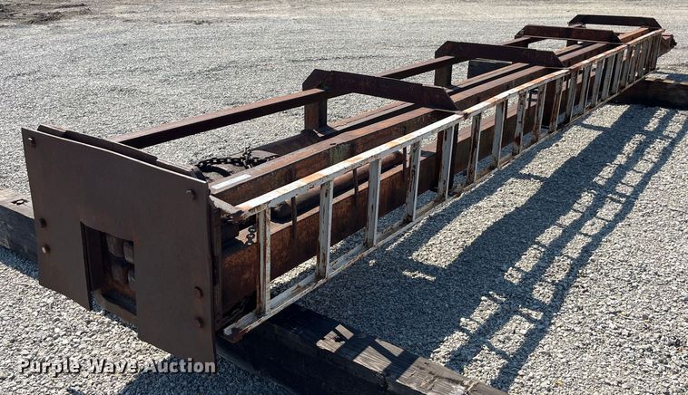 image for item LD9361 Conmaco pile driver