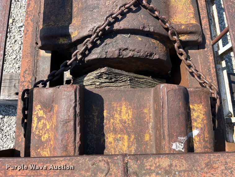 image for item LD9361 Conmaco pile driver