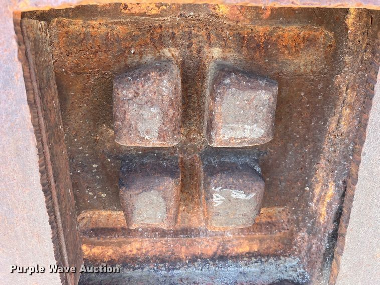 image for item LD9361 Conmaco pile driver