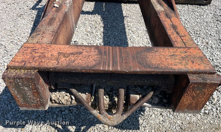 image for item LD9361 Conmaco pile driver