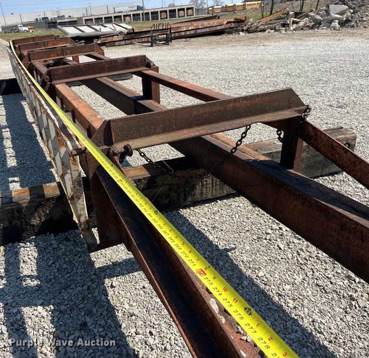 image for item LD9361 Conmaco pile driver