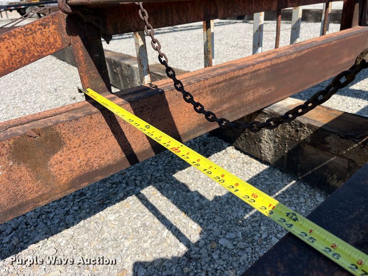 image for item LD9361 Conmaco pile driver