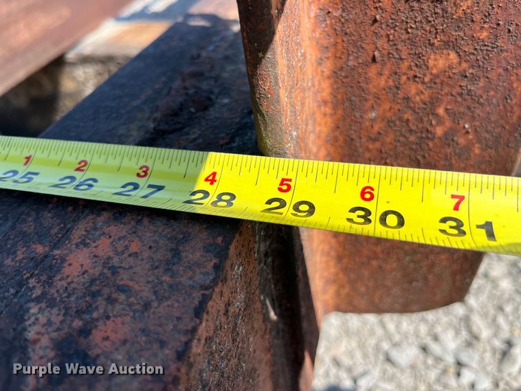 image for item LD9361 Conmaco pile driver