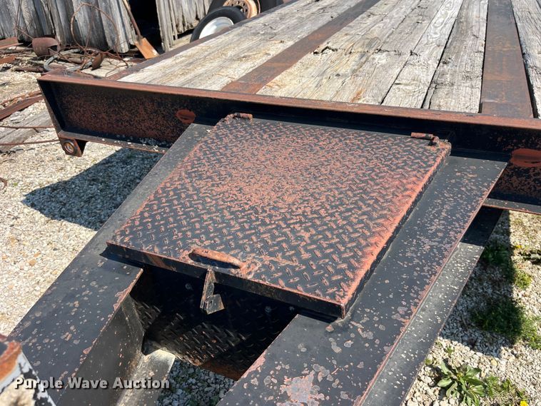 image for item LD9363 2007 Woodworth equipment trailer