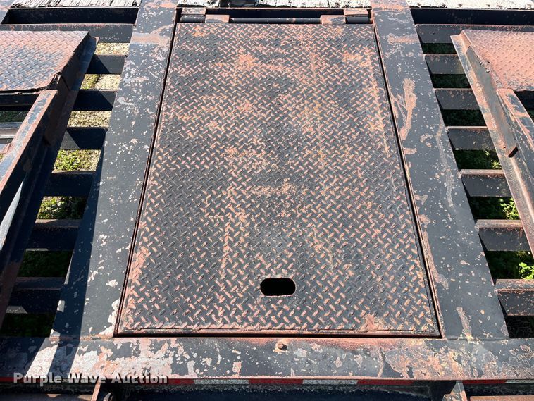 image for item LD9363 2007 Woodworth equipment trailer