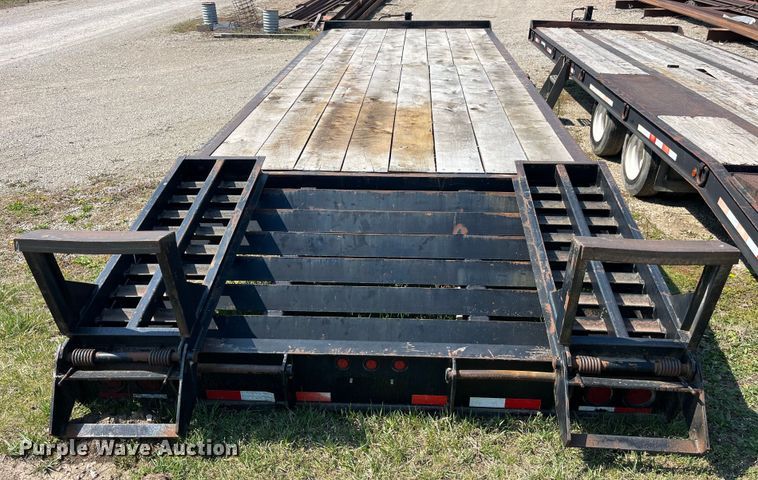 image for item LD9364 2006 Woodworth equipment trailer