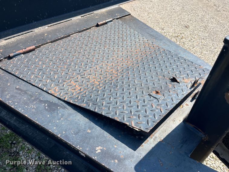 image for item LD9364 2006 Woodworth equipment trailer