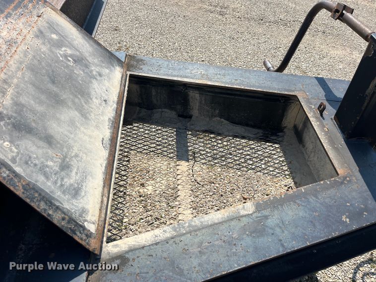 image for item LD9364 2006 Woodworth equipment trailer