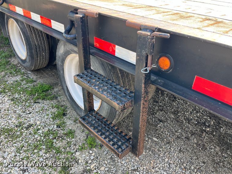 image for item LD9364 2006 Woodworth equipment trailer