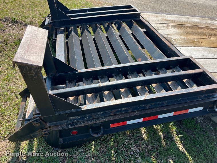 image for item LD9364 2006 Woodworth equipment trailer