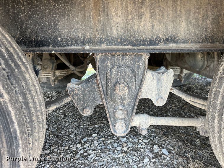 image for item LD9364 2006 Woodworth equipment trailer