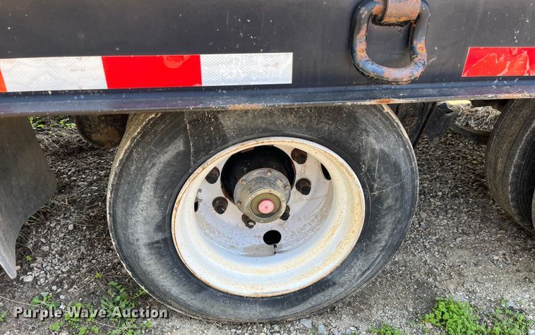 image for item LD9364 2006 Woodworth equipment trailer