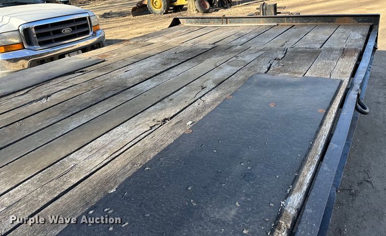 image for item LR9283 2005 Felling  FT-45-2 equipment trailer