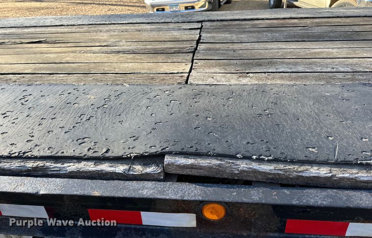 image for item LR9283 2005 Felling  FT-45-2 equipment trailer