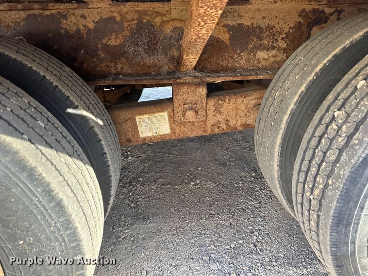 image for item LR9283 2005 Felling  FT-45-2 equipment trailer