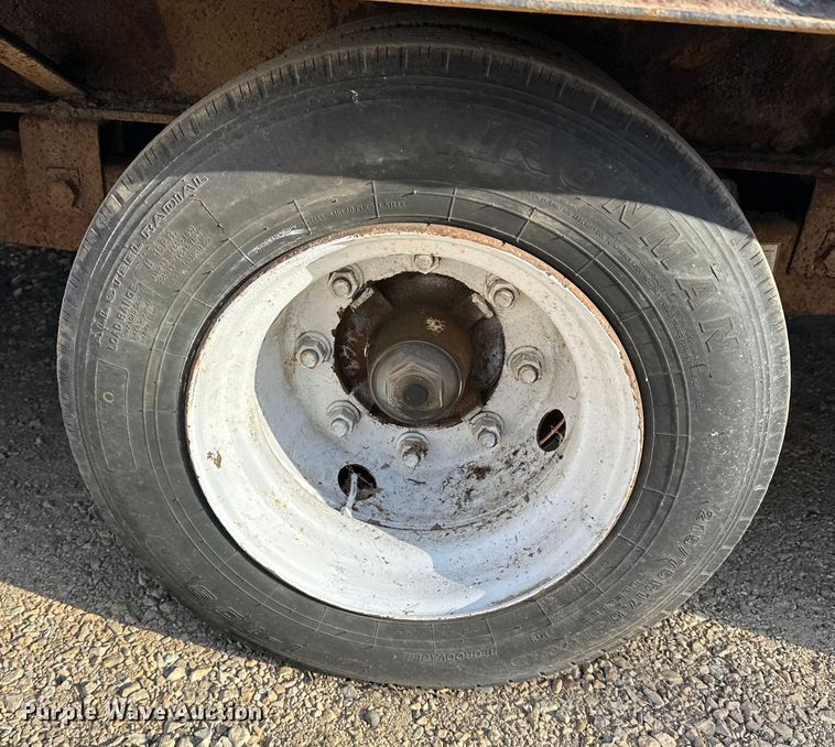 image for item LR9283 2005 Felling  FT-45-2 equipment trailer