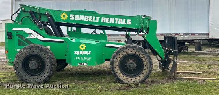 image for item MO9210 2015 JLG Skytrak 6036 telehandler