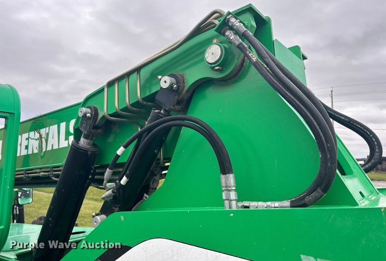 image for item MO9210 2015 JLG Skytrak 6036 telehandler