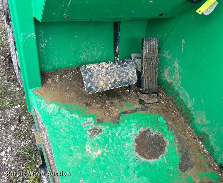 image for item MO9210 2015 JLG Skytrak 6036 telehandler