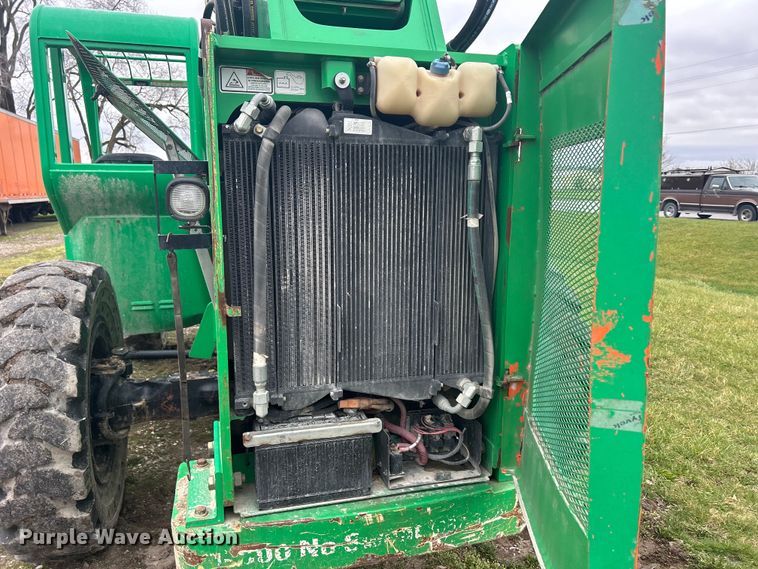 image for item MO9210 2015 JLG Skytrak 6036 telehandler