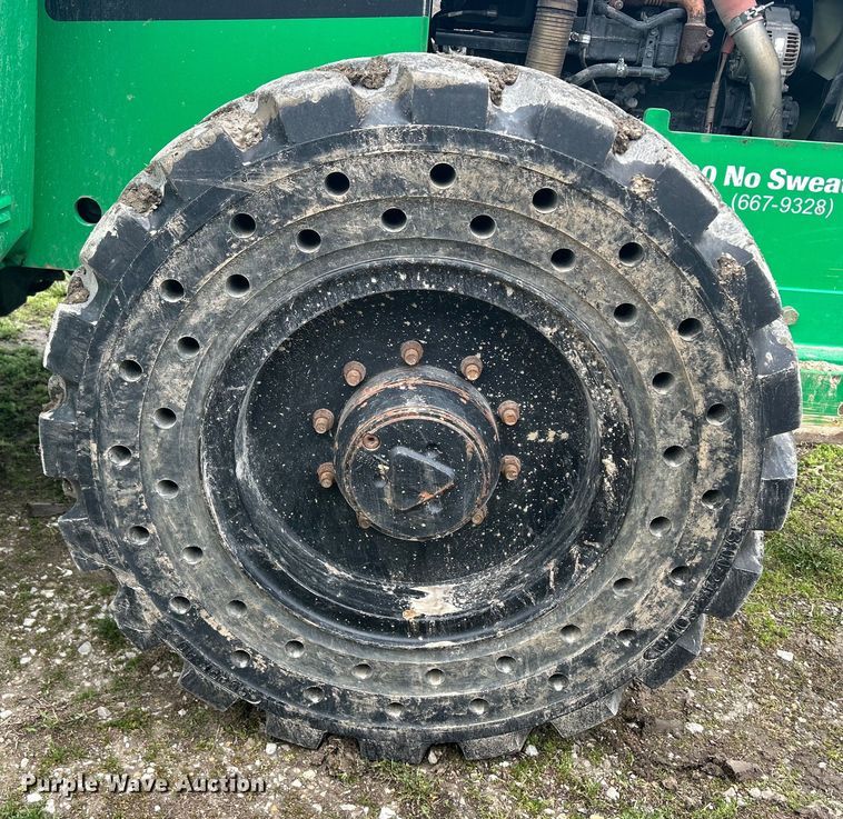 image for item MO9210 2015 JLG Skytrak 6036 telehandler