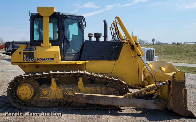 image for item MQ9697 2006 Komatsu D65EX-15E0 dozer