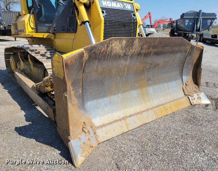 image for item MQ9697 2006 Komatsu D65EX-15E0 dozer