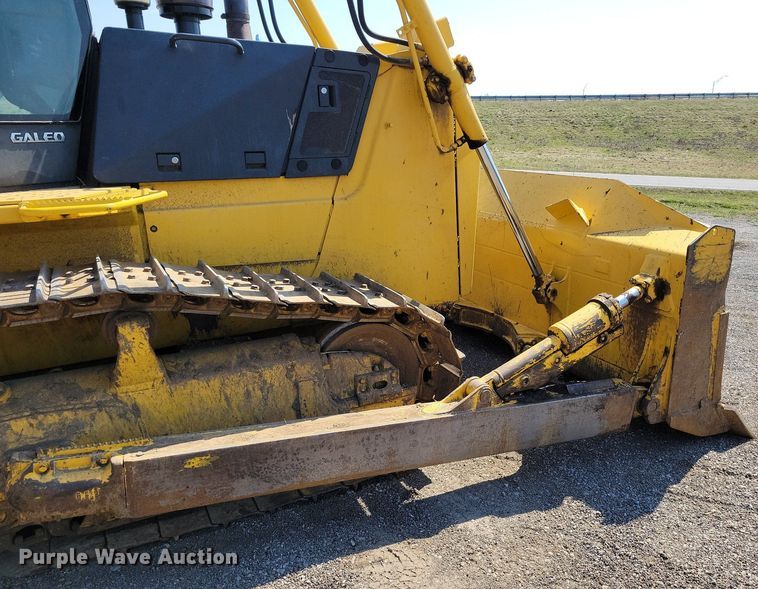 image for item MQ9697 2006 Komatsu D65EX-15E0 dozer