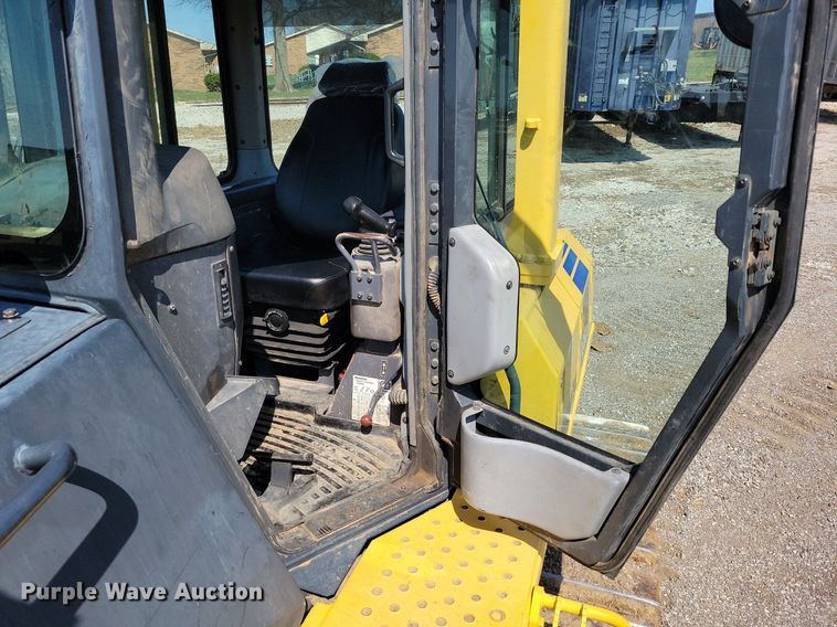 image for item MQ9697 2006 Komatsu D65EX-15E0 dozer