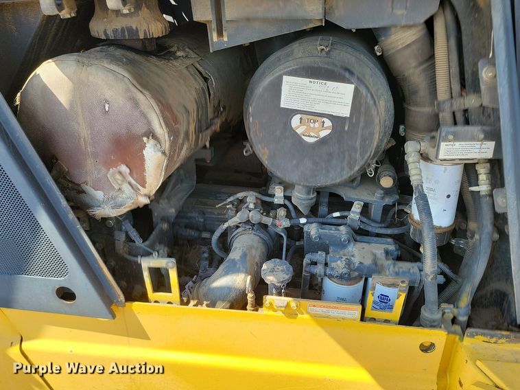 image for item MQ9697 2006 Komatsu D65EX-15E0 dozer