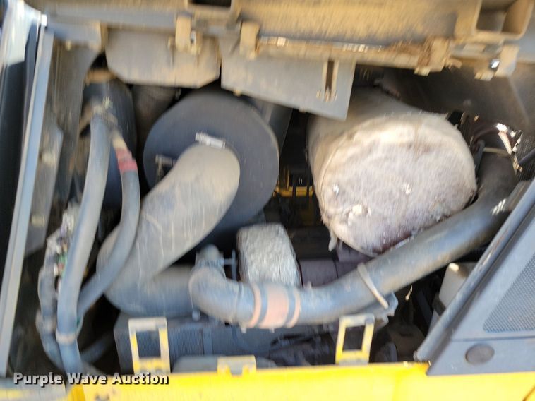 image for item MQ9697 2006 Komatsu D65EX-15E0 dozer