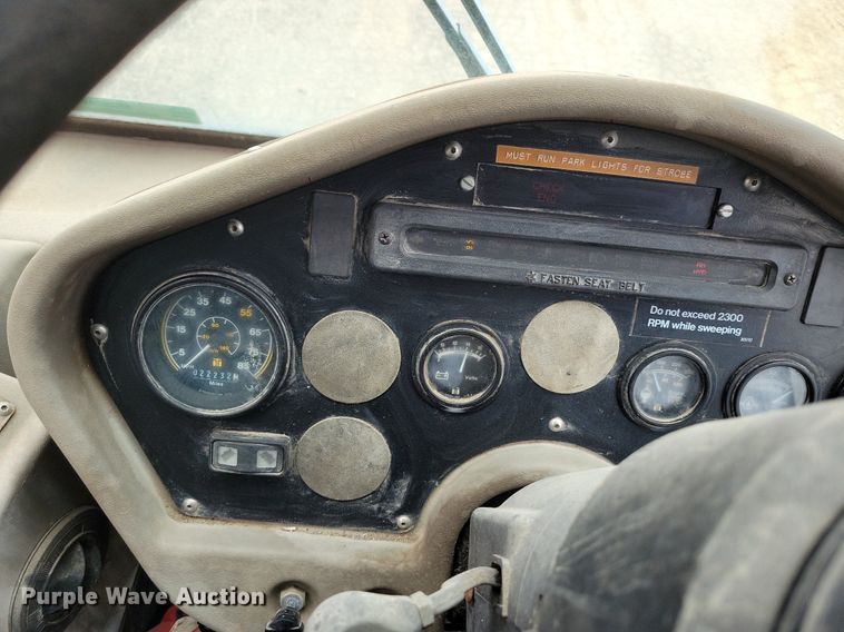 image for item MQ9704 1999 Johnston  4000 street sweeper