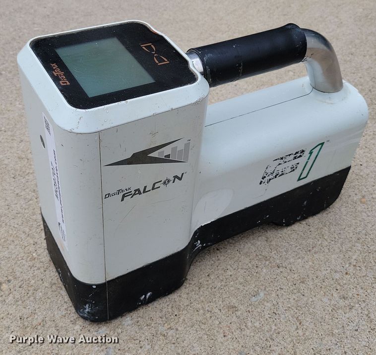 image for item MQ9707 Digitrak Falcon F1 locator receiver