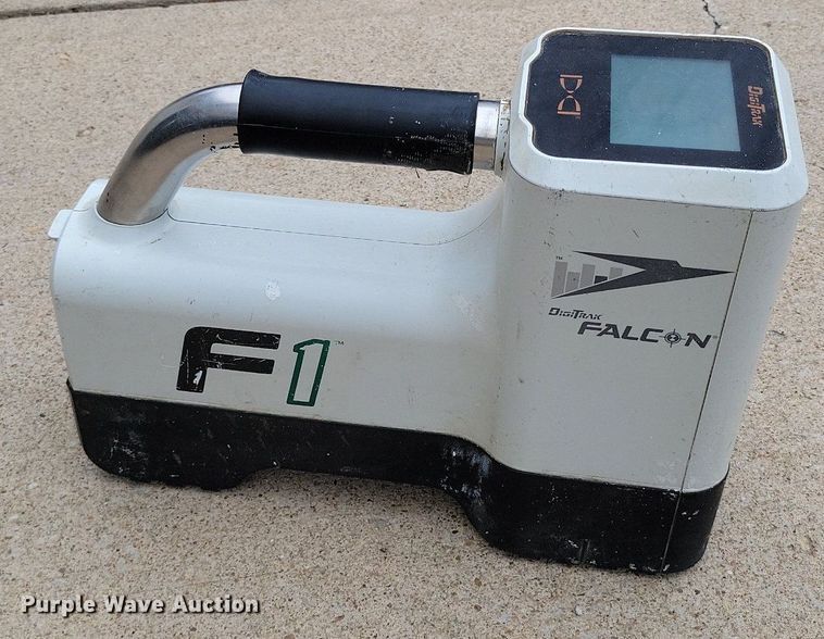 image for item MQ9707 Digitrak Falcon F1 locator receiver