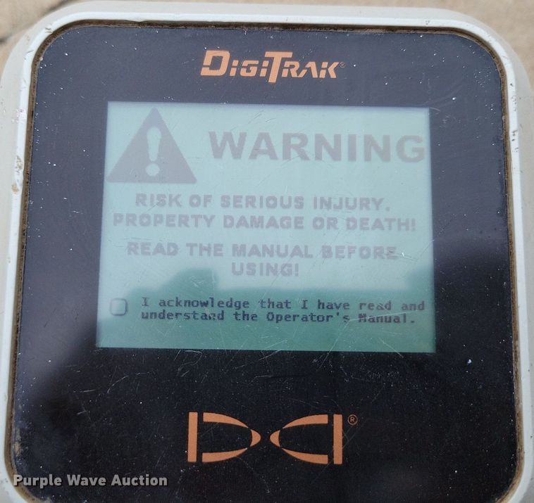 image for item MQ9707 Digitrak Falcon F1 locator receiver