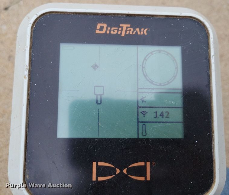 image for item MQ9707 Digitrak Falcon F1 locator receiver