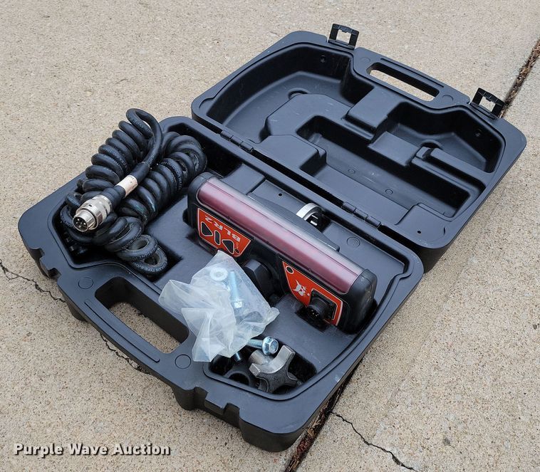 image for item MQ9709 Bobcat BLR2 laser receiver