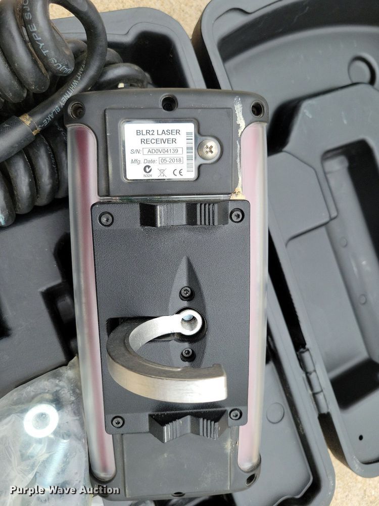 image for item MQ9709 Bobcat BLR2 laser receiver