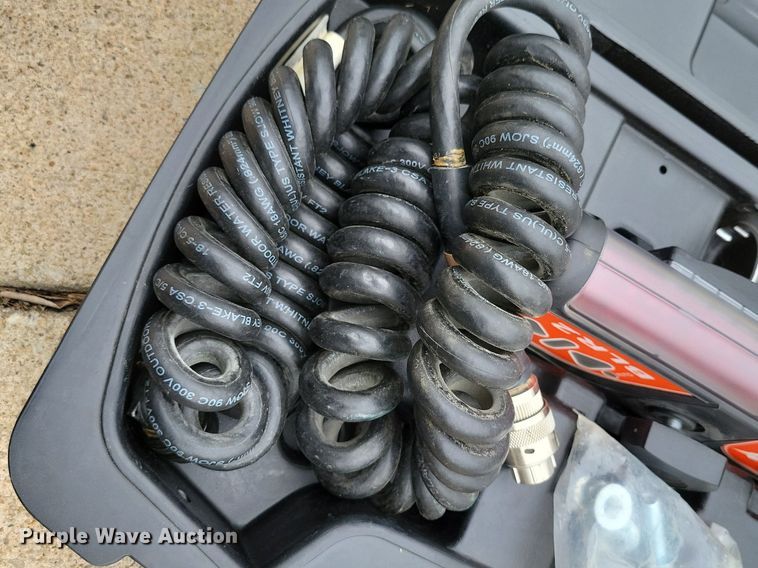 image for item MQ9709 Bobcat BLR2 laser receiver