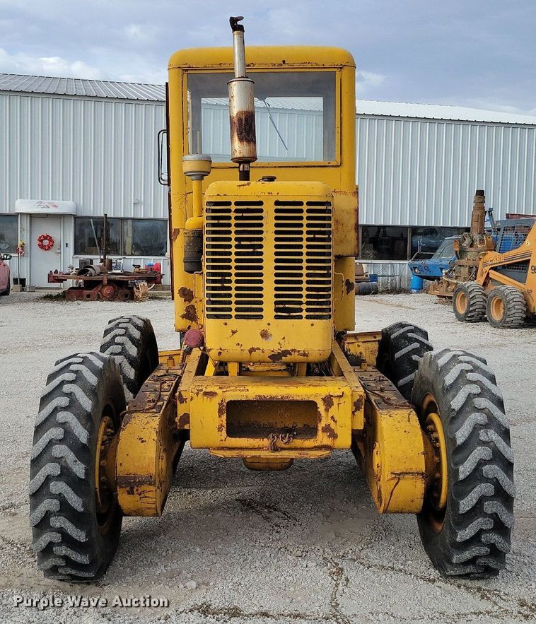 image for item MQ9717 1963 Galion 303 rigid frame motor grader
