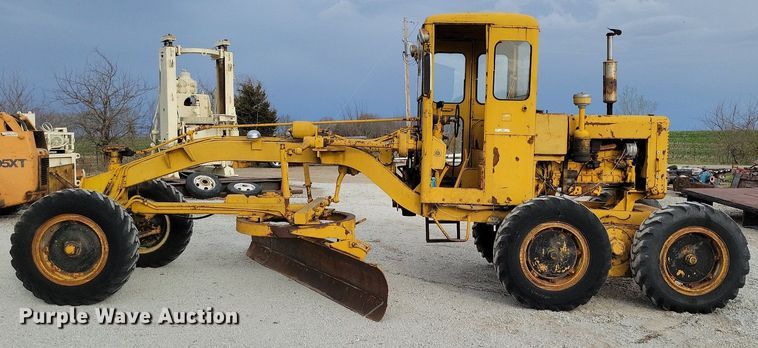 image for item MQ9717 1963 Galion 303 rigid frame motor grader