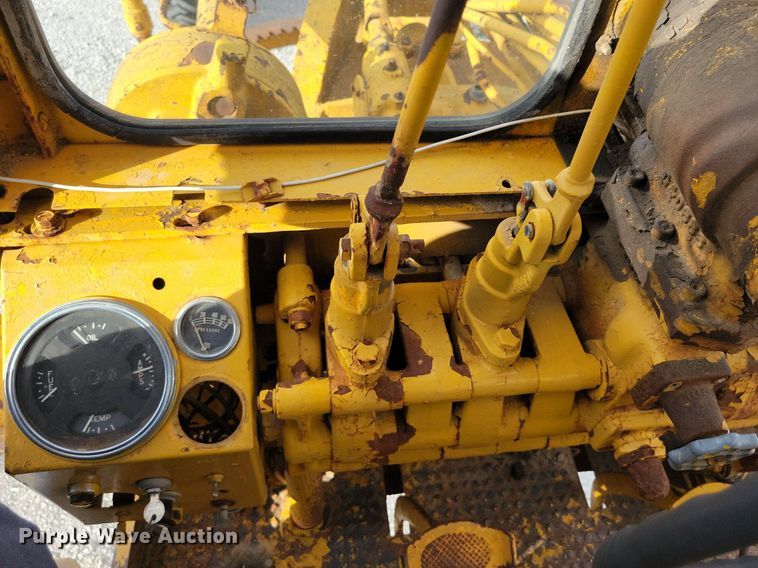 image for item MQ9717 1963 Galion 303 rigid frame motor grader