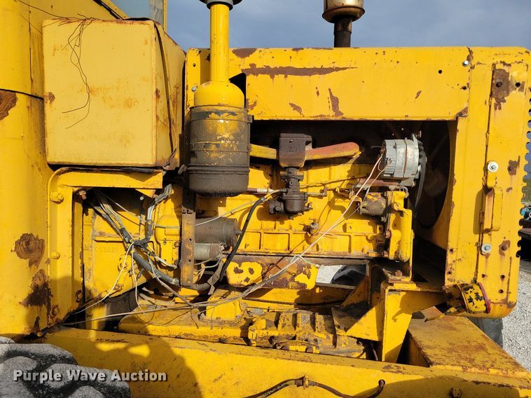 image for item MQ9717 1963 Galion 303 rigid frame motor grader