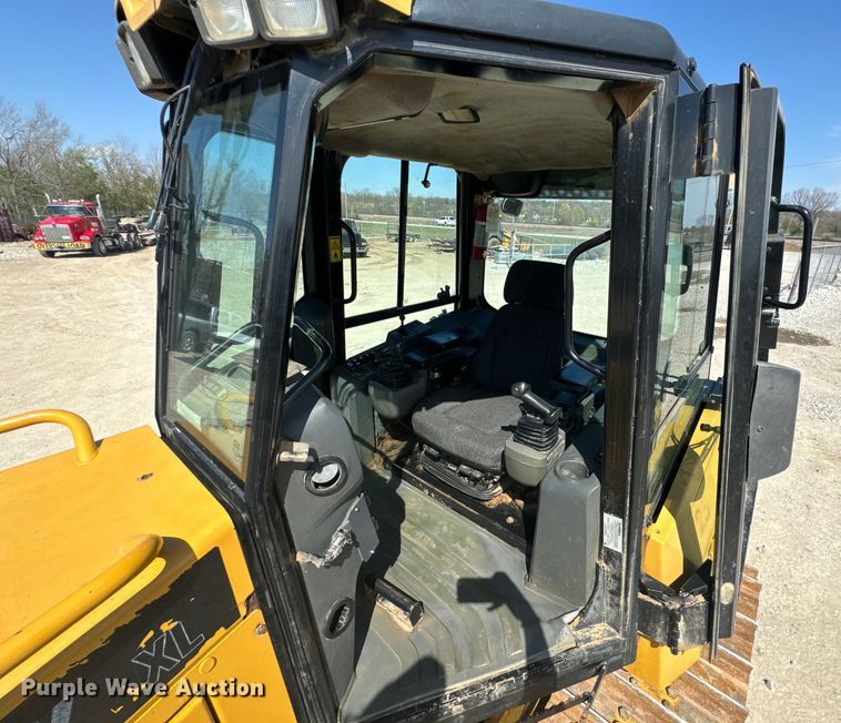 image for item ND9063 2012 Caterpillar  D6KXL dozer
